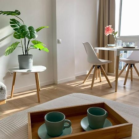 Ar Apartments - Central And Modern Apartment In بينالماذينا المظهر الخارجي الصورة