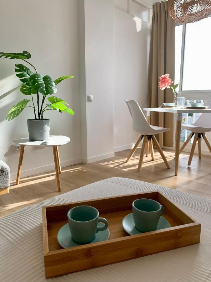 Ar Apartments - Central And Modern Apartment In بينالماذينا المظهر الخارجي الصورة